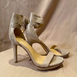 Calvin Klein Womena heels 8